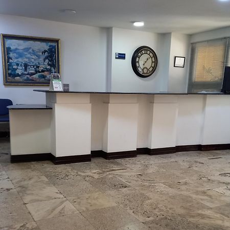 Apartamentos Santa Maria โบโกตา ภายนอก รูปภาพ