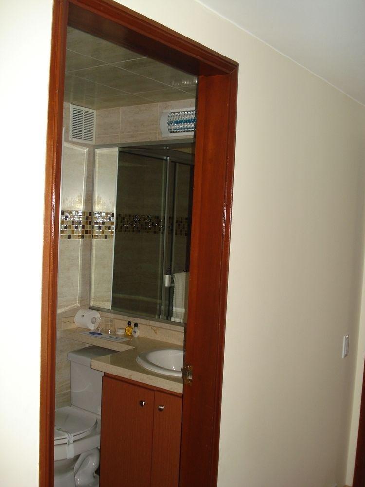 Apartamentos Santa Maria โบโกตา ภายนอก รูปภาพ