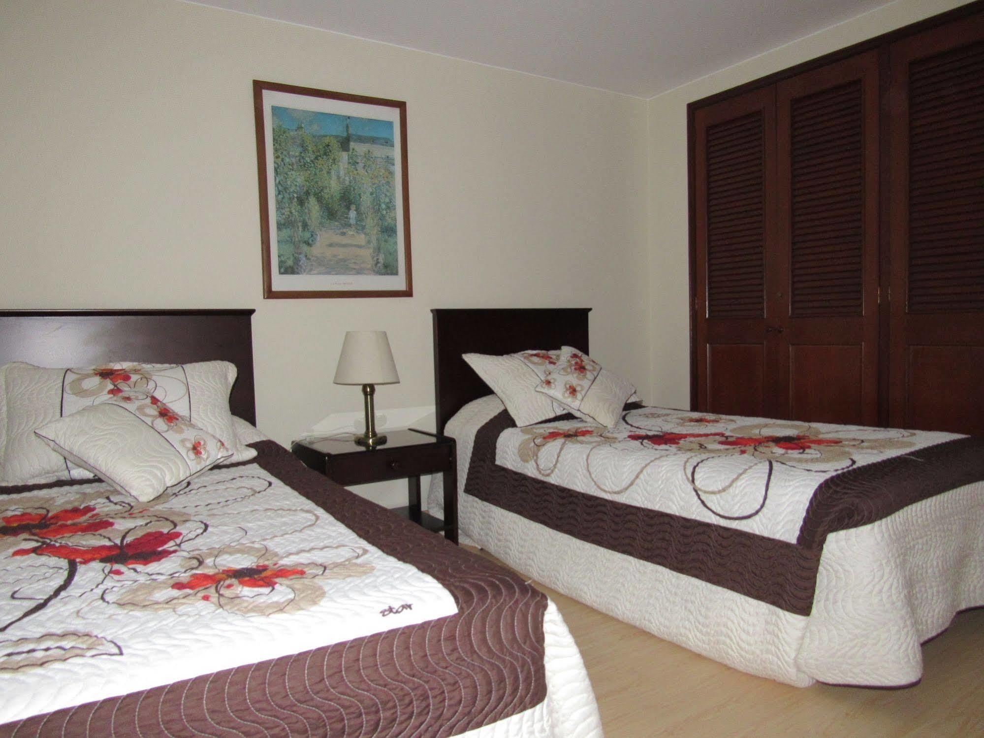 Apartamentos Santa Maria โบโกตา ภายนอก รูปภาพ